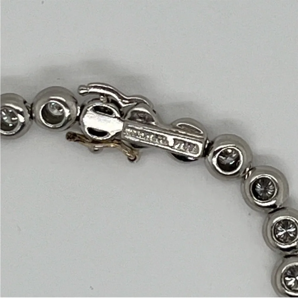 Tiffany & Co. Diamond Tennis Necklace in Platinum, '5.50 CTW' - Picture 7 of 11